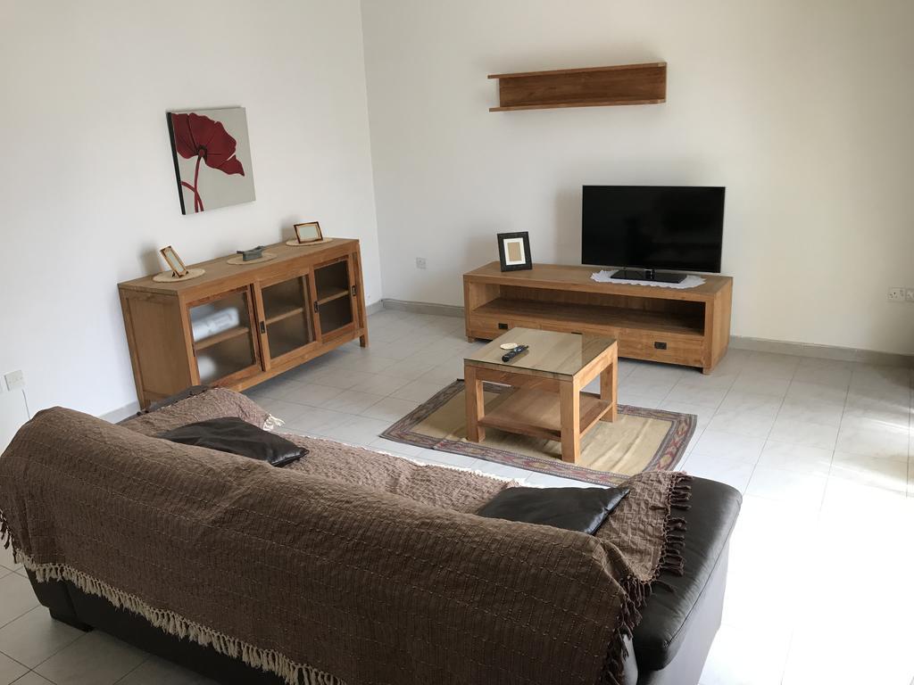 Swieqi Semi Detached Maisonette Saint Julian's Exterior foto