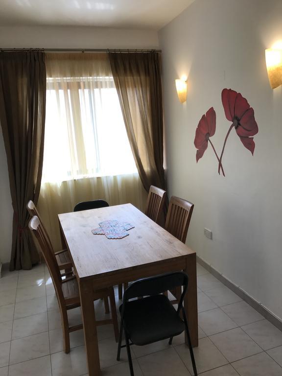 Swieqi Semi Detached Maisonette Saint Julian's Exterior foto