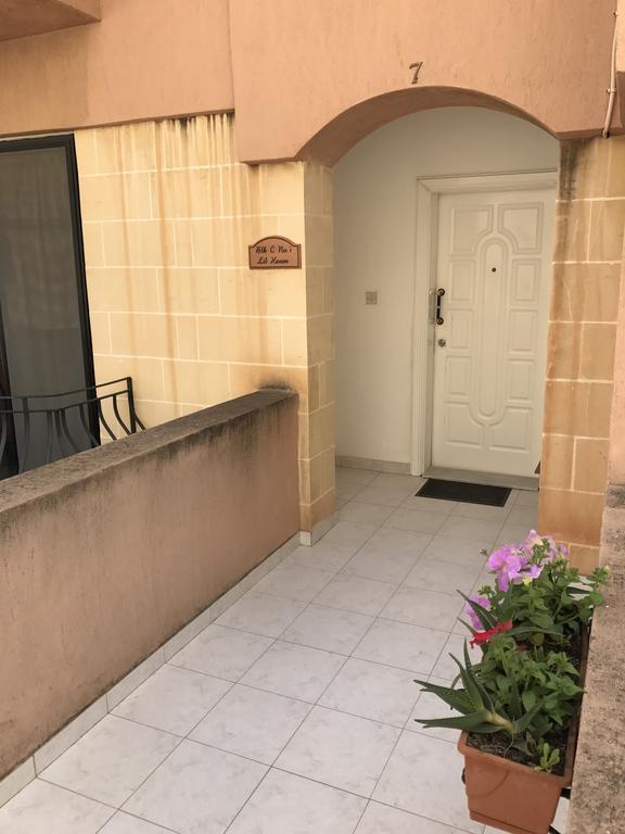 Swieqi Semi Detached Maisonette Saint Julian's Exterior foto
